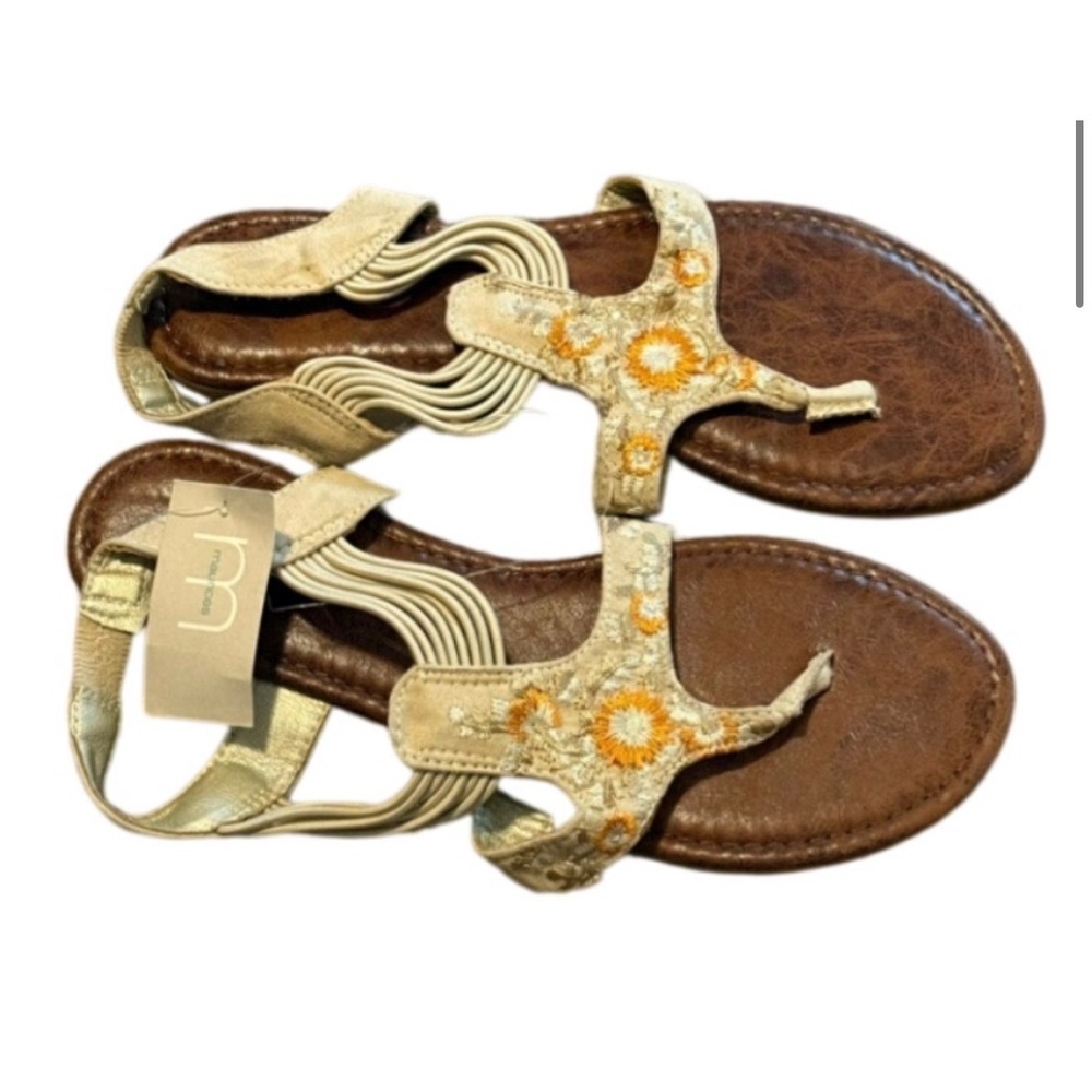 NEW Maurices Womens‎ Floral Embroidered Thong Sandals Elastic Ankle Strap Boho 8